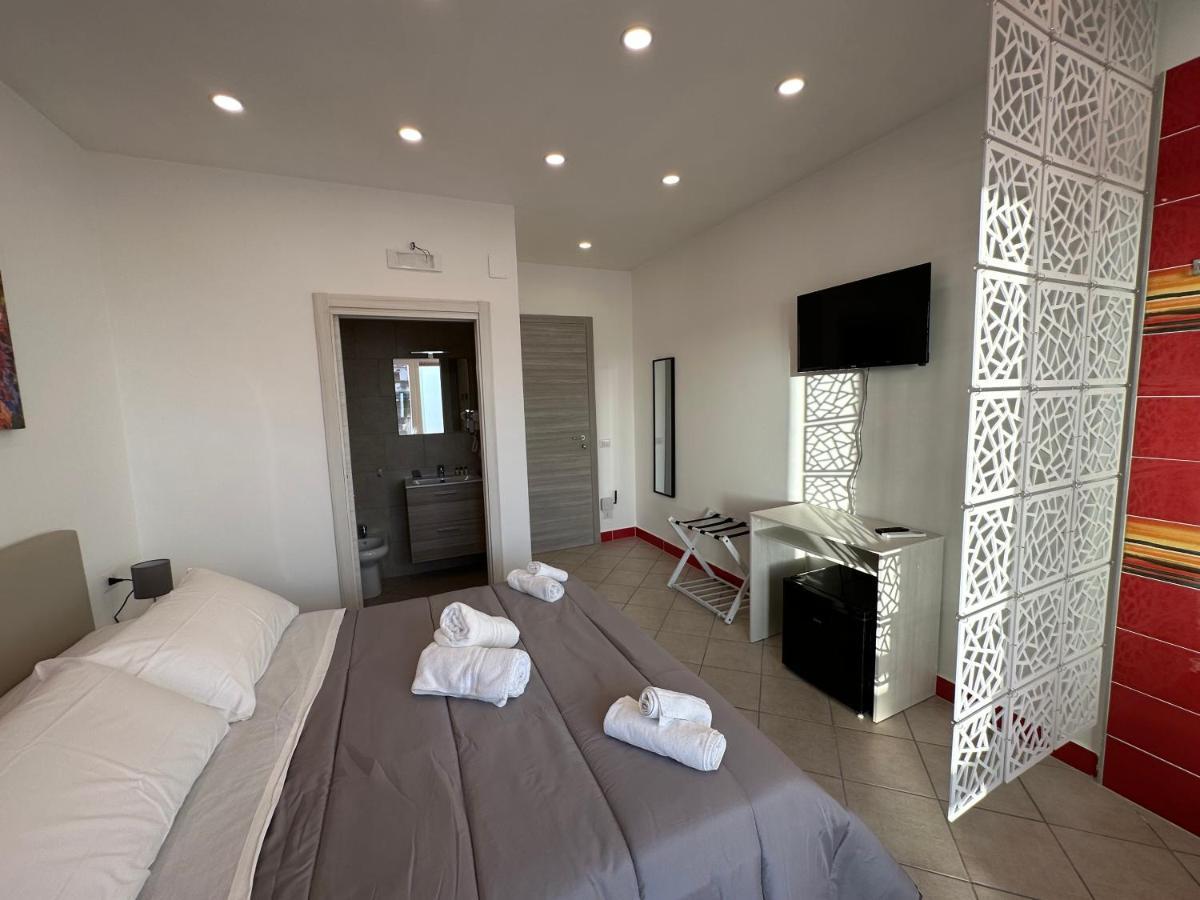 نابولي B&B Off Rooms And Relax المظهر الخارجي الصورة