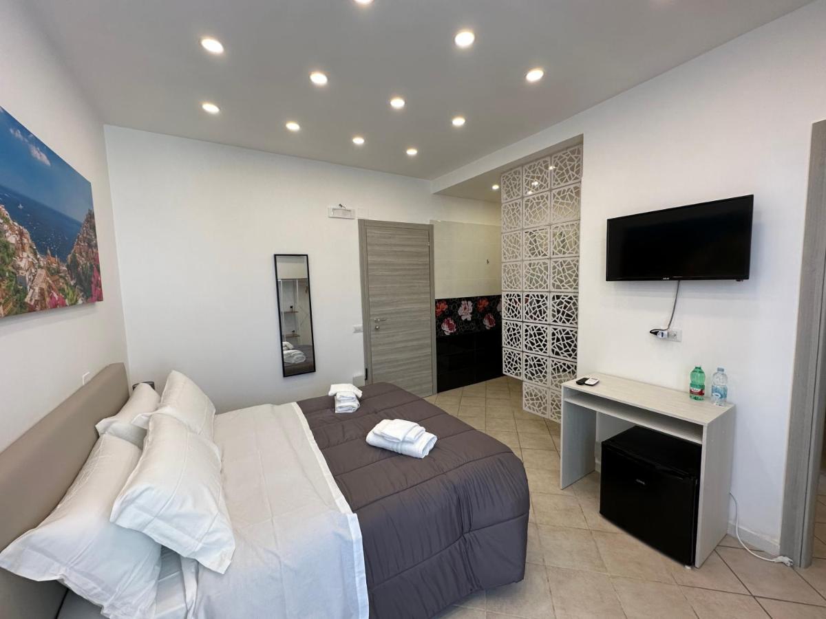 نابولي B&B Off Rooms And Relax المظهر الخارجي الصورة