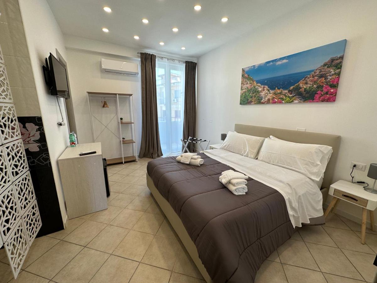نابولي B&B Off Rooms And Relax المظهر الخارجي الصورة
